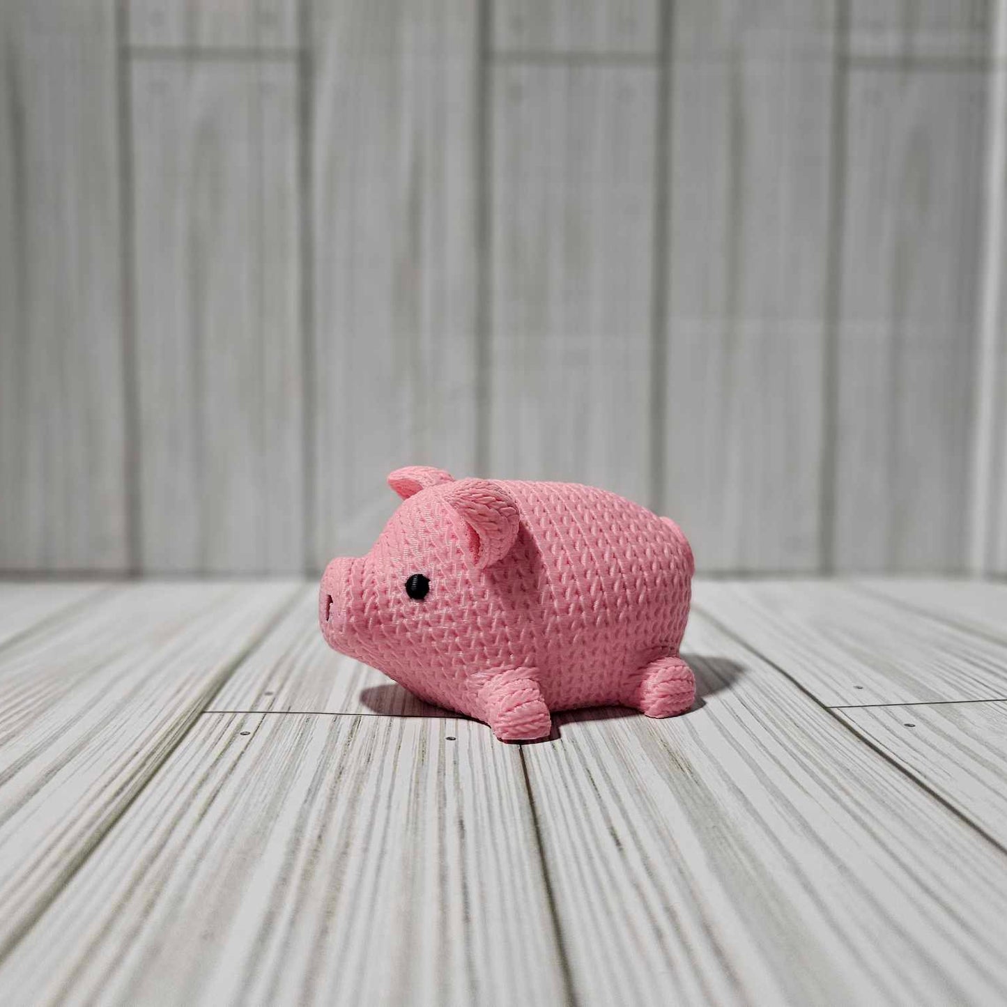 Knitted pig