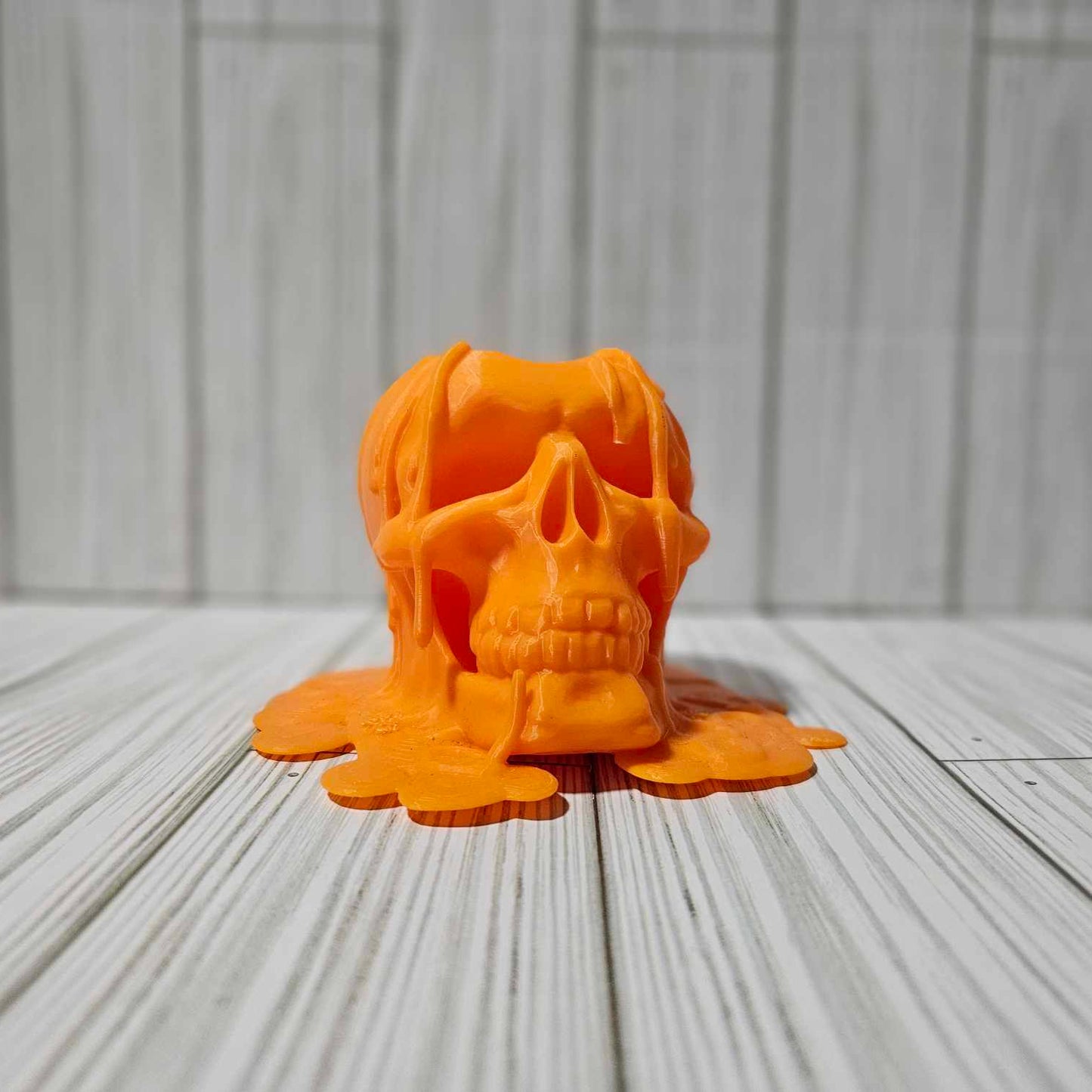 Melting skull tealight candle holder