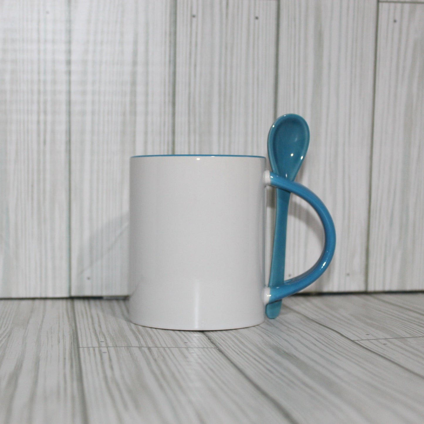 Customizable coffee cup with spoon