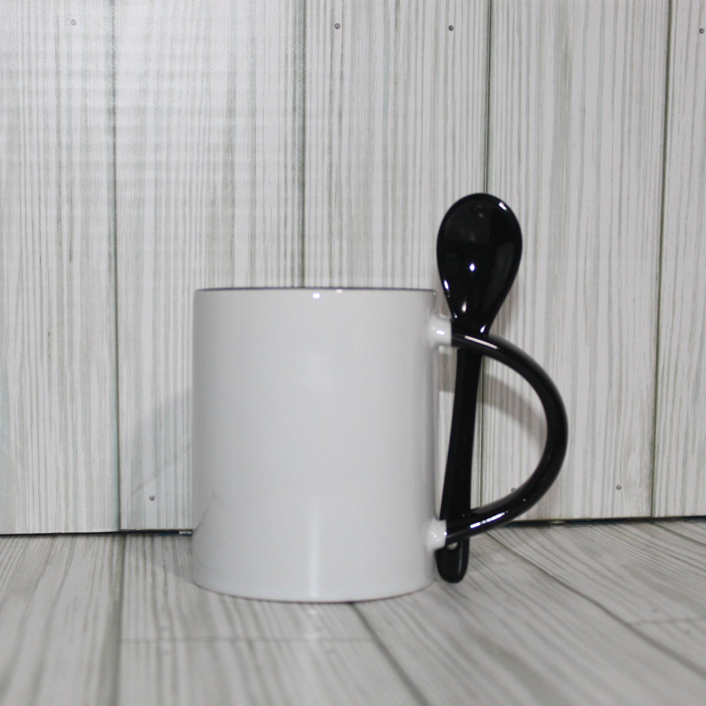 Customizable coffee cup with spoon